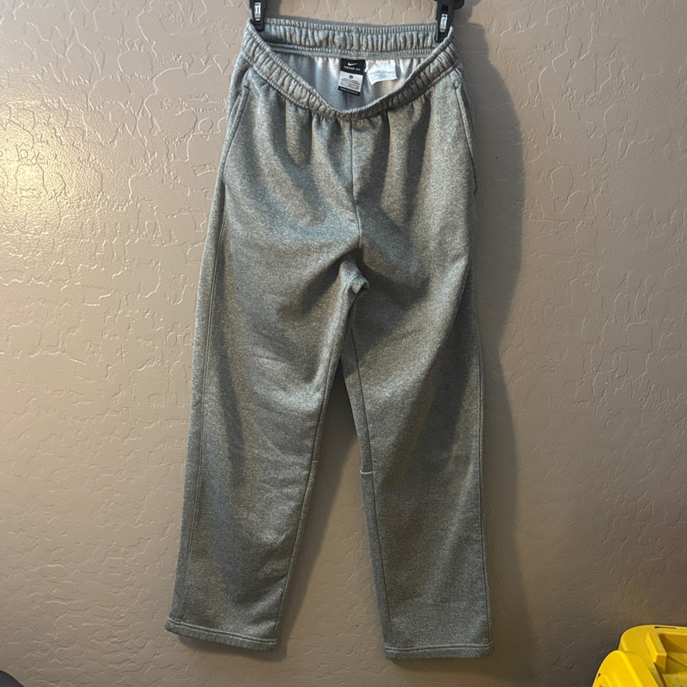 Nike Therma-Fit Gray Joggers